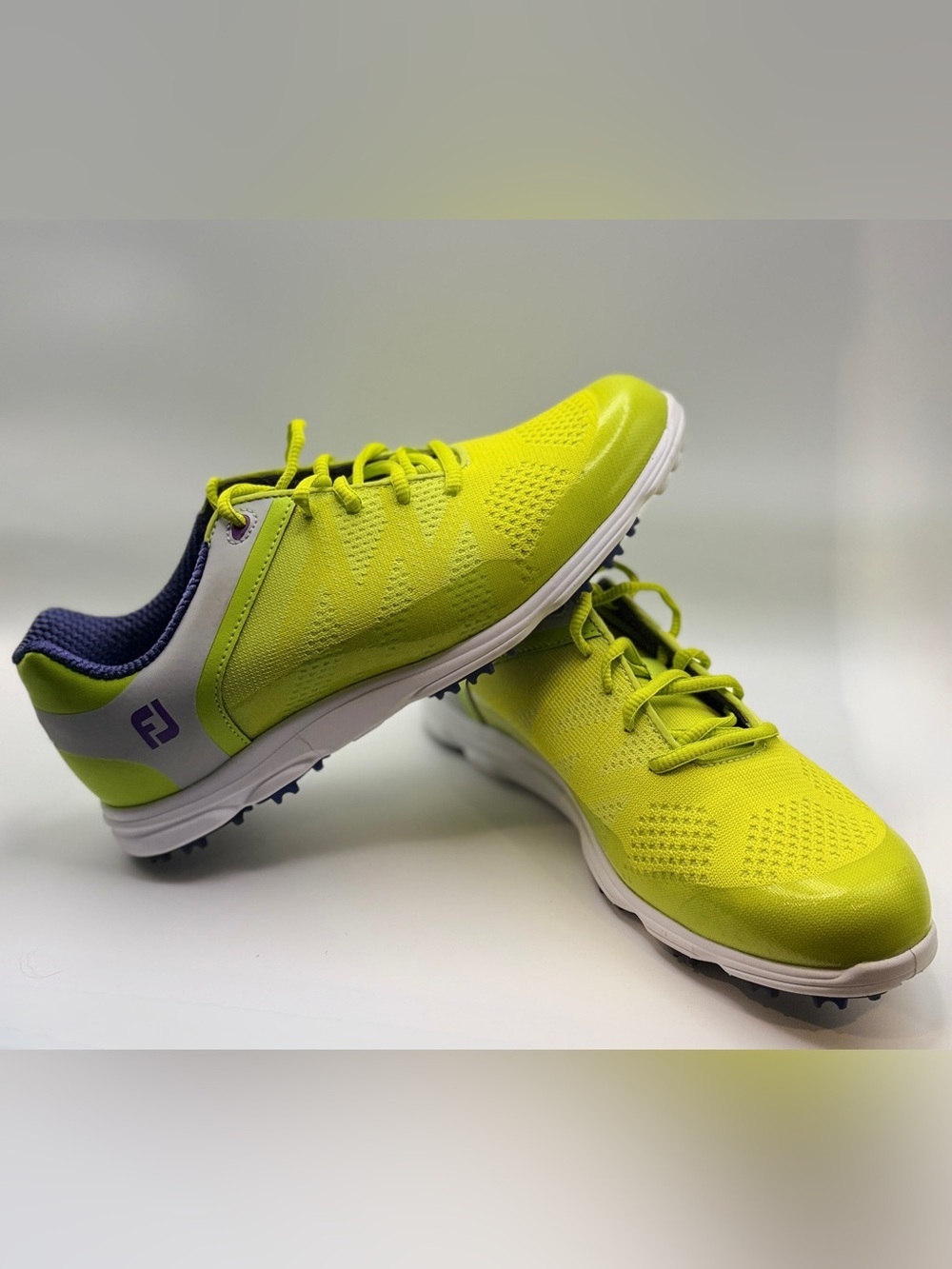 FootJoy Women’s Spikeless Golf Shoes – Size 9 – Neon Yellow/Lime & Navy
